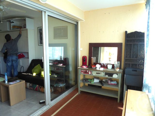 Afficher la photo en grand Appartement T1 à vendre - 1 pièce - 17.8 m2 - SIX FOURS LES PLAGES - 83 - PROVENCE-ALPES-COTE-D-AZUR - Century 21 Agence Du Bord De Mer