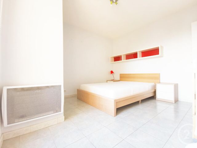 Appartement T2 à vendre - 2 pièces - 33.39 m2 - SIX FOURS LES PLAGES - 83 - PROVENCE-ALPES-COTE-D-AZUR - Century 21 Agence Du Bord De Mer Appartement T2 à vendre - 2 pièces - 33.39 m2 - SIX FOURS LES PLAGES - 83 - PROVENCE-ALPES-COTE-D-AZUR - Century 21 Agence Du Bord De Mer