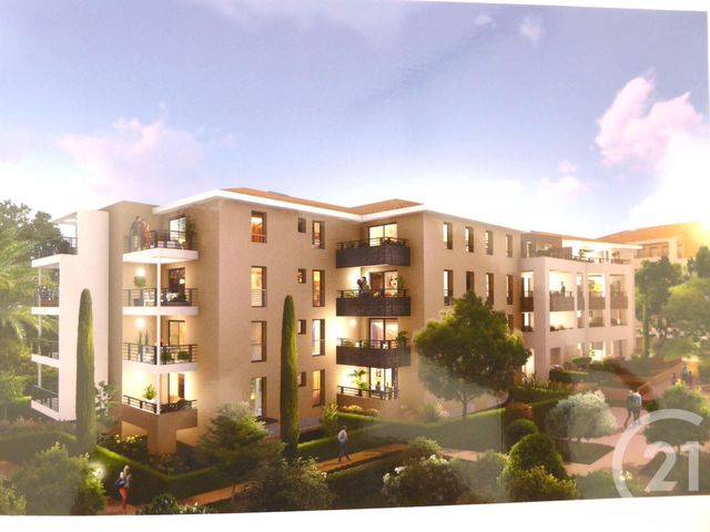Afficher la photo en grand Appartement T3 à vendre - 3 pièces - 62.31 m2 - SIX FOURS LES PLAGES - 83 - PROVENCE-ALPES-COTE-D-AZUR - Century 21 Agence Du Bord De Mer