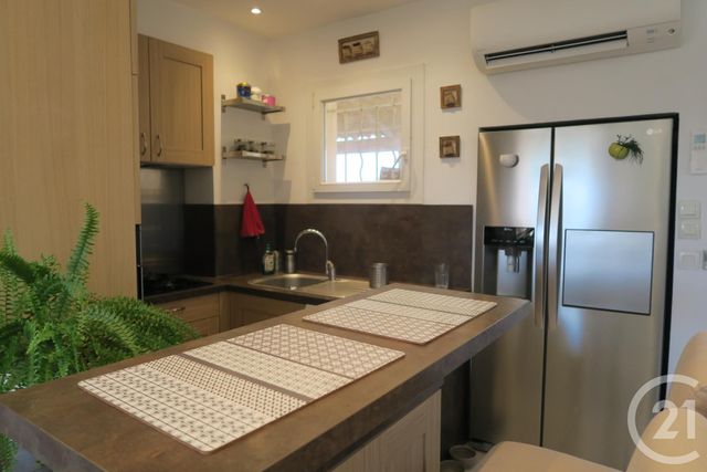 appartement à vendre - 4 pièces - 75.0 m2 - SIX FOURS LES PLAGES - 83 - PROVENCE-ALPES-COTE-D-AZUR - Century 21 Agence Du Bord De Mer appartement à vendre - 4 pièces - 75.0 m2 - SIX FOURS LES PLAGES - 83 - PROVENCE-ALPES-COTE-D-AZUR - Century 21 Agence Du Bord De Mer