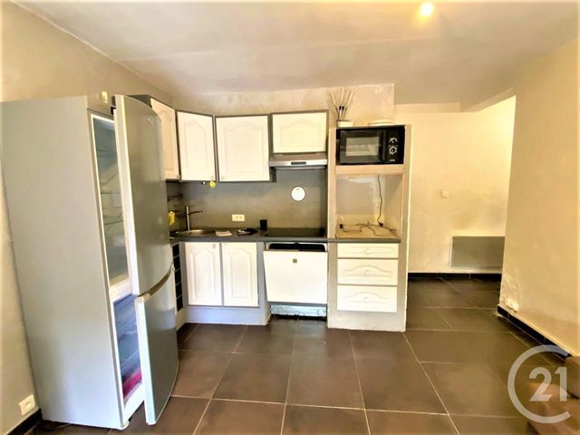 Afficher la photo en grand Appartement T2 à vendre - 2 pièces - 36.0 m2 - SIX FOURS LES PLAGES - 83 - PROVENCE-ALPES-COTE-D-AZUR - Century 21 Agence Du Bord De Mer