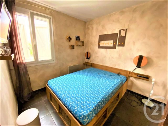 Afficher la photo en grand Appartement T2 à vendre - 2 pièces - 36.0 m2 - SIX FOURS LES PLAGES - 83 - PROVENCE-ALPES-COTE-D-AZUR - Century 21 Agence Du Bord De Mer