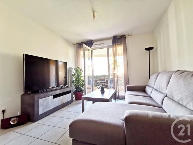 Appartement T2 à vendre - 2 pièces - 37.0 m2 - LA SEYNE SUR MER - 83 - PROVENCE-ALPES-COTE-D-AZUR - Century 21 Agence Du Bord De Mer Appartement T2 à vendre - 2 pièces - 37.0 m2 - LA SEYNE SUR MER - 83 - PROVENCE-ALPES-COTE-D-AZUR - Century 21 Agence Du Bord De Mer