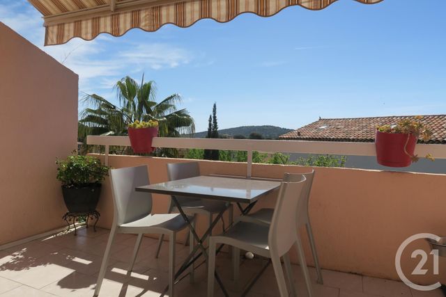 Appartement F2 à vendre - 2 pièces - 48.73 m2 - SANARY SUR MER - 83 - PROVENCE-ALPES-COTE-D-AZUR - Century 21 Agence Du Bord De Mer Appartement F2 à vendre - 2 pièces - 48.73 m2 - SANARY SUR MER - 83 - PROVENCE-ALPES-COTE-D-AZUR - Century 21 Agence Du Bord De Mer