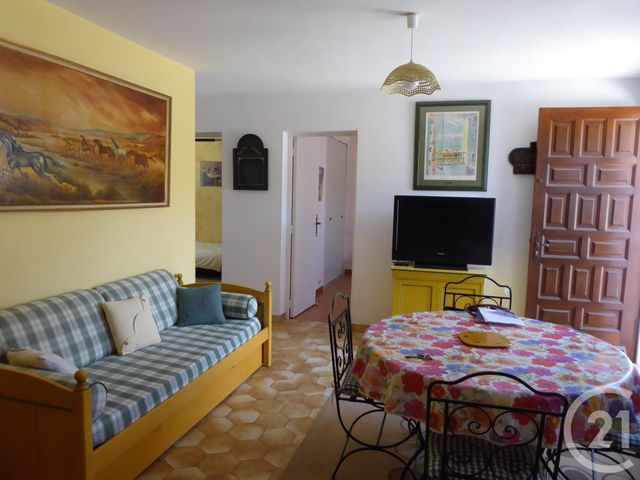 Afficher la photo en grand maison à vendre - 7 pièces - 140.0 m2 - SIX FOURS LES PLAGES - 83 - PROVENCE-ALPES-COTE-D-AZUR - Century 21 Agence Du Bord De Mer