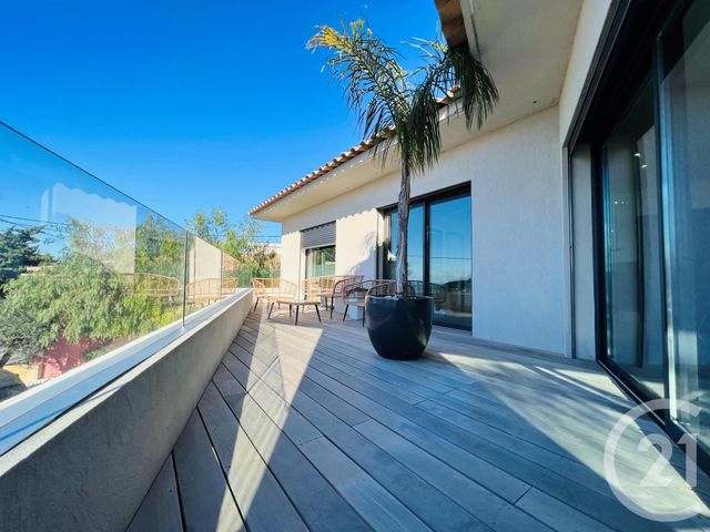 commerce à louer - 280.0 m2 - 83 - PROVENCE-ALPES-COTE-D-AZUR - Century 21 Agence Du Bord De Mer
