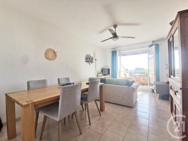 Appartement T3 à vendre - 3 pièces - 65.0 m2 - SANARY SUR MER - 83 - PROVENCE-ALPES-COTE-D-AZUR - Century 21 Agence Du Bord De Mer