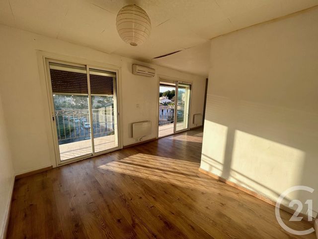 Appartement F4 à vendre - 4 pièces - 73.74 m2 - SIX FOURS LES PLAGES - 83 - PROVENCE-ALPES-COTE-D-AZUR - Century 21 Agence Du Bord De Mer