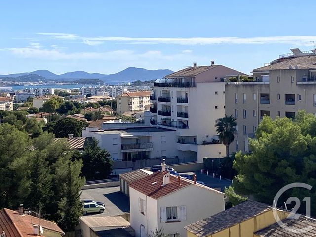 Appartement T3 à vendre - 3 pièces - 61.53 m2 - LA SEYNE SUR MER - 83 - PROVENCE-ALPES-COTE-D-AZUR - Century 21 Agence Du Bord De Mer
