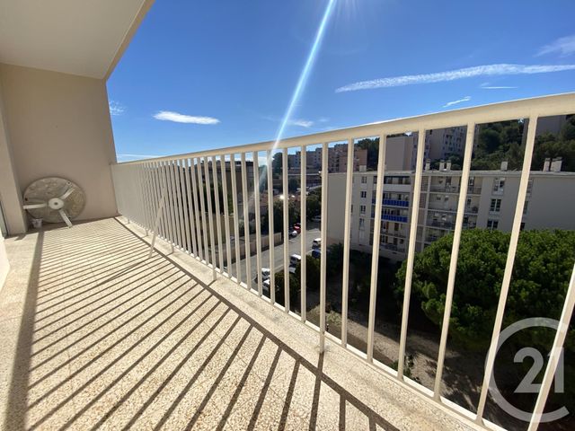 Appartement T3 à vendre - 3 pièces - 61.53 m2 - LA SEYNE SUR MER - 83 - PROVENCE-ALPES-COTE-D-AZUR - Century 21 Agence Du Bord De Mer