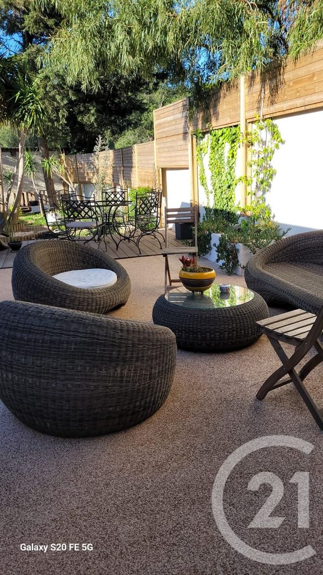 maison à vendre - 5 pièces - 114.98 m2 - SANARY SUR MER - 83 - PROVENCE-ALPES-COTE-D-AZUR - Century 21 Agence Du Bord De Mer