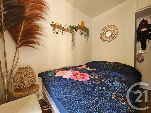 Appartement T2 à vendre - 2 pièces - 23.6 m2 - SIX FOURS LES PLAGES - 83 - PROVENCE-ALPES-COTE-D-AZUR - Century 21 Agence Du Bord De Mer