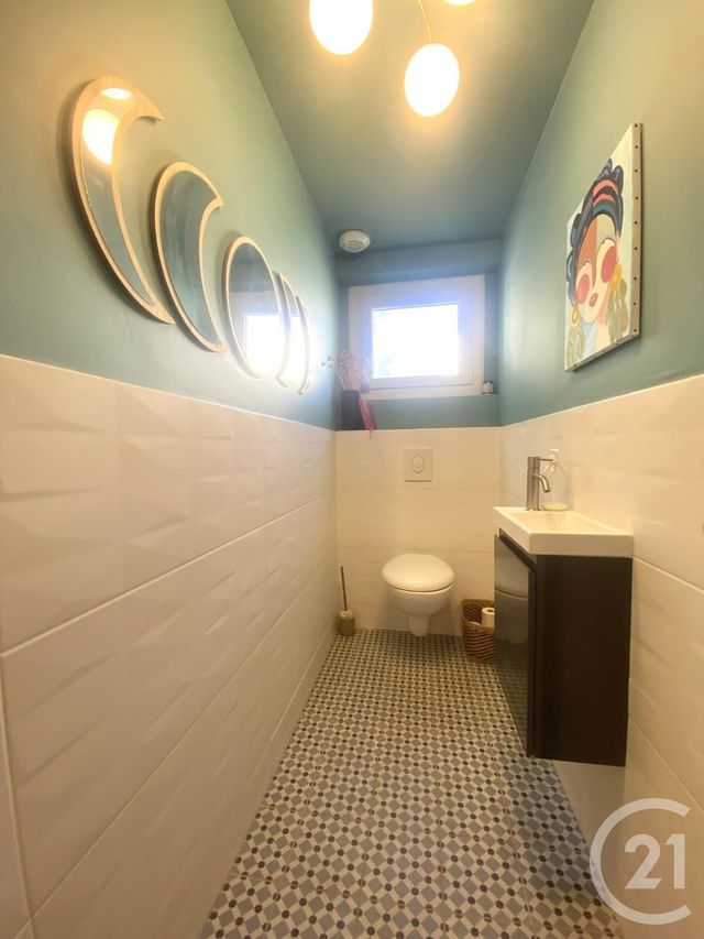 Appartement T4 à vendre - 4 pièces - 140.73 m2 - SIX FOURS LES PLAGES - 83 - PROVENCE-ALPES-COTE-D-AZUR - Century 21 Agence Du Bord De Mer