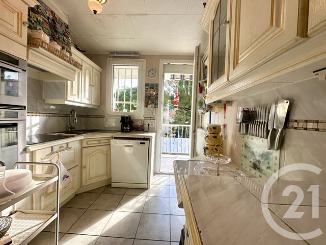 Appartement T4 à vendre - 4 pièces - 76.0 m2 - LA SEYNE SUR MER - 83 - PROVENCE-ALPES-COTE-D-AZUR - Century 21 Agence Du Bord De Mer