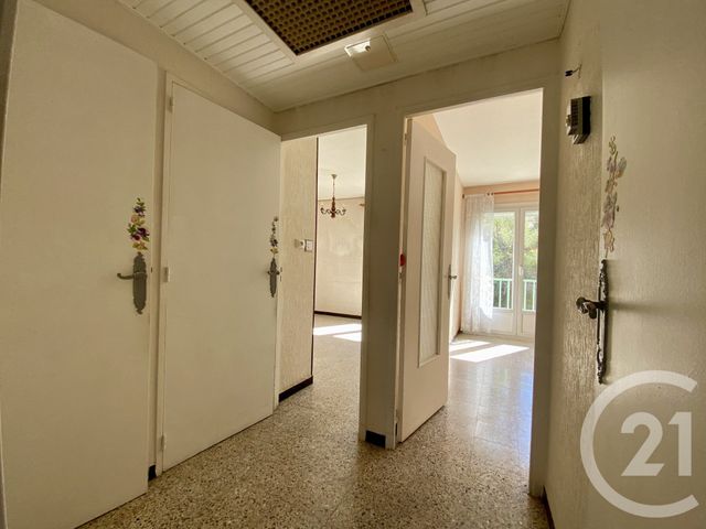 Appartement T3 à vendre - 3 pièces - 60.7 m2 - LA SEYNE SUR MER - 83 - PROVENCE-ALPES-COTE-D-AZUR - Century 21 Agence Du Bord De Mer