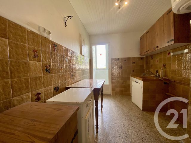 Appartement T3 à vendre - 3 pièces - 60.7 m2 - LA SEYNE SUR MER - 83 - PROVENCE-ALPES-COTE-D-AZUR - Century 21 Agence Du Bord De Mer