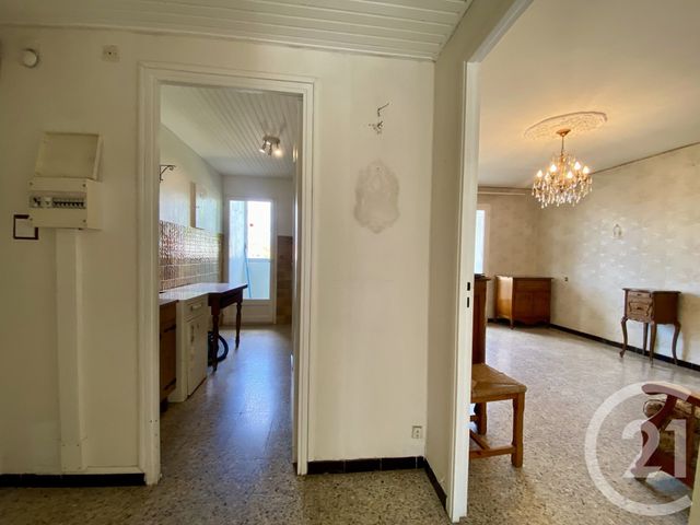 Appartement T3 à vendre - 3 pièces - 60.7 m2 - LA SEYNE SUR MER - 83 - PROVENCE-ALPES-COTE-D-AZUR - Century 21 Agence Du Bord De Mer