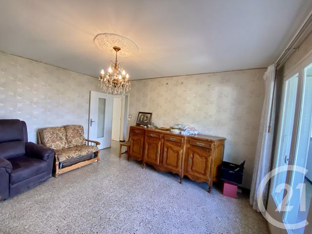 Appartement T3 à vendre - 3 pièces - 60.7 m2 - LA SEYNE SUR MER - 83 - PROVENCE-ALPES-COTE-D-AZUR - Century 21 Agence Du Bord De Mer