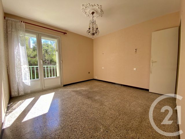 Appartement T3 à vendre - 3 pièces - 60.7 m2 - LA SEYNE SUR MER - 83 - PROVENCE-ALPES-COTE-D-AZUR - Century 21 Agence Du Bord De Mer