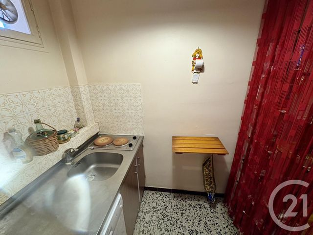 Appartement T2 à vendre - 2 pièces - 42.5 m2 - SIX FOURS LES PLAGES - 83 - PROVENCE-ALPES-COTE-D-AZUR - Century 21 Agence Du Bord De Mer