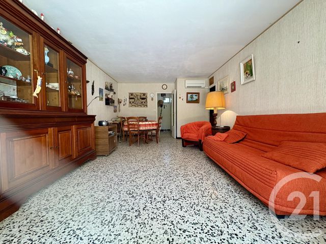 Appartement T2 à vendre - 2 pièces - 42.5 m2 - SIX FOURS LES PLAGES - 83 - PROVENCE-ALPES-COTE-D-AZUR - Century 21 Agence Du Bord De Mer