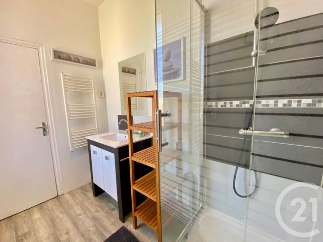 Appartement T2 à vendre - 2 pièces - 42.0 m2 - LA SEYNE SUR MER - 83 - PROVENCE-ALPES-COTE-D-AZUR - Century 21 Agence Du Bord De Mer