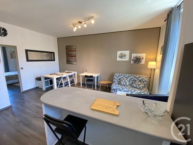 Appartement T2 à vendre - 2 pièces - 42.0 m2 - LA SEYNE SUR MER - 83 - PROVENCE-ALPES-COTE-D-AZUR - Century 21 Agence Du Bord De Mer