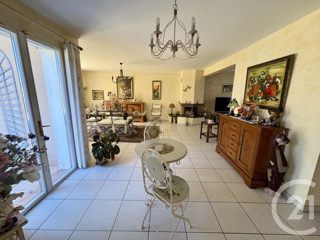 maison à vendre - 5 pièces - 123.41 m2 - SIX FOURS LES PLAGES - 83 - PROVENCE-ALPES-COTE-D-AZUR - Century 21 Agence Du Bord De Mer