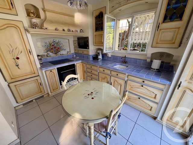 maison à vendre - 5 pièces - 123.41 m2 - SIX FOURS LES PLAGES - 83 - PROVENCE-ALPES-COTE-D-AZUR - Century 21 Agence Du Bord De Mer