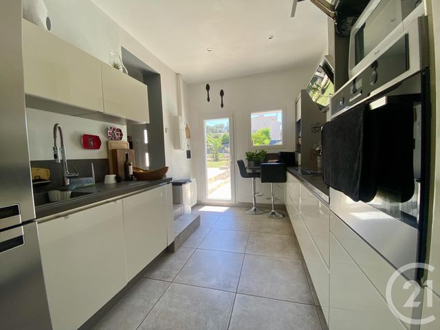 maison à vendre - 4 pièces - 120.0 m2 - SIX FOURS LES PLAGES - 83 - PROVENCE-ALPES-COTE-D-AZUR - Century 21 Agence Du Bord De Mer