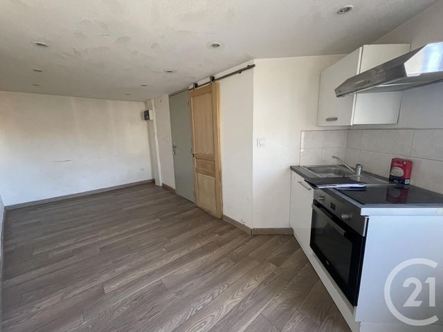 Appartement Studio à louer - 1 pièce - 16.81 m2 - HYERES - 83 - PROVENCE-ALPES-COTE-D-AZUR - Century 21 Agence Du Bord De Mer