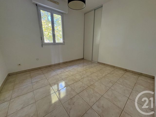 Appartement T4 à vendre - 4 pièces - 89.73 m2 - SIX FOURS LES PLAGES - 83 - PROVENCE-ALPES-COTE-D-AZUR - Century 21 Agence Du Bord De Mer