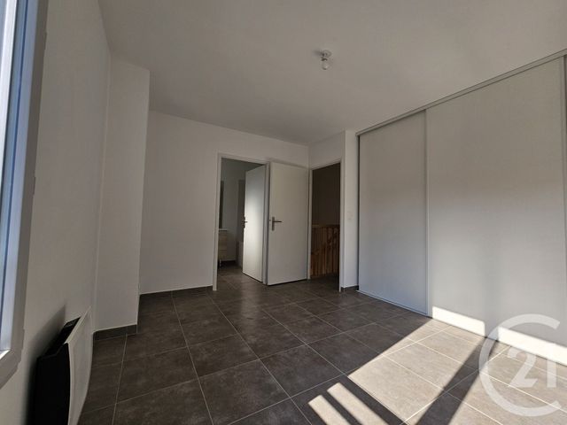 maison à vendre - 3 pièces - 71.0 m2 - SIX FOURS LES PLAGES - 83 - PROVENCE-ALPES-COTE-D-AZUR - Century 21 Agence Du Bord De Mer