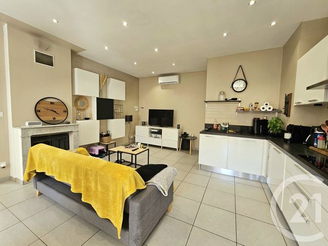 Appartement T3 à vendre - 3 pièces - 59.43 m2 - LA SEYNE SUR MER - 83 - PROVENCE-ALPES-COTE-D-AZUR - Century 21 Agence Du Bord De Mer