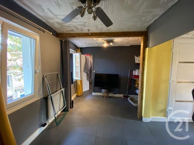 Appartement T2 à louer - 2 pièces - 32.8 m2 - LA SEYNE SUR MER - 83 - PROVENCE-ALPES-COTE-D-AZUR - Century 21 Agence Du Bord De Mer