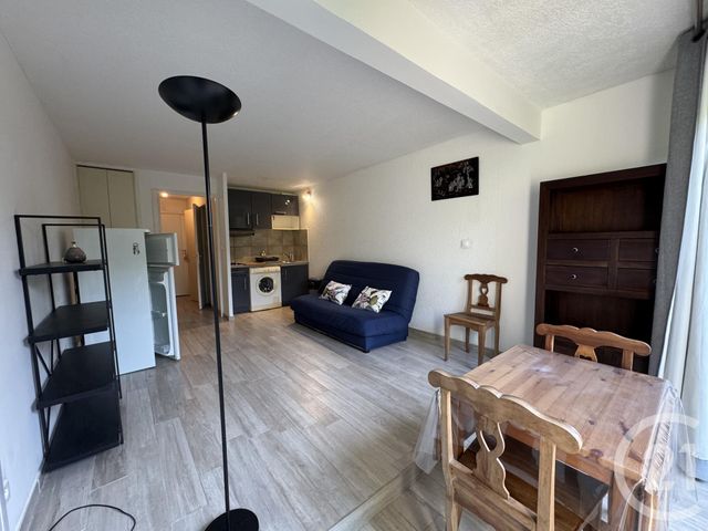 Appartement Studio à louer - 1 pièce - 23.8 m2 - SIX FOURS LES PLAGES - 83 - PROVENCE-ALPES-COTE-D-AZUR - Century 21 Agence Du Bord De Mer