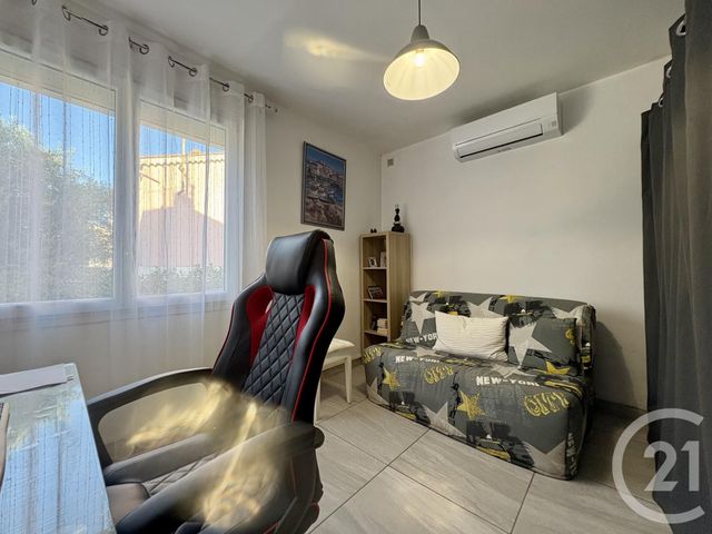 Appartement T3 à vendre - 3 pièces - 57.1 m2 - SIX FOURS LES PLAGES - 83 - PROVENCE-ALPES-COTE-D-AZUR - Century 21 Agence Du Bord De Mer