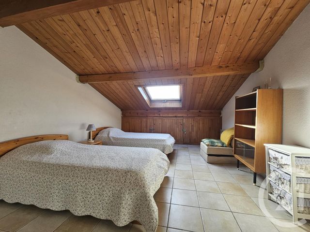 Appartement T3 à vendre - 3 pièces - 64.21 m2 - SIX FOURS LES PLAGES - 83 - PROVENCE-ALPES-COTE-D-AZUR - Century 21 Agence Du Bord De Mer