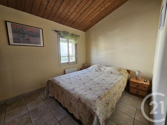 Appartement T3 à vendre - 3 pièces - 64.21 m2 - SIX FOURS LES PLAGES - 83 - PROVENCE-ALPES-COTE-D-AZUR - Century 21 Agence Du Bord De Mer