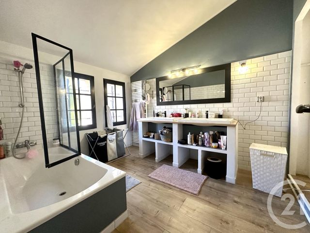 maison à vendre - 4 pièces - 100.8 m2 - LA SEYNE SUR MER - 83 - PROVENCE-ALPES-COTE-D-AZUR - Century 21 Agence Du Bord De Mer