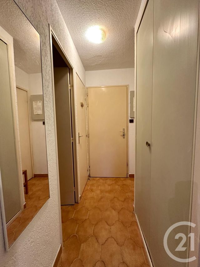 Appartement F2 bis à vendre - 2 pièces - 38.85 m2 - SIX FOURS LES PLAGES - 83 - PROVENCE-ALPES-COTE-D-AZUR - Century 21 Agence Du Bord De Mer