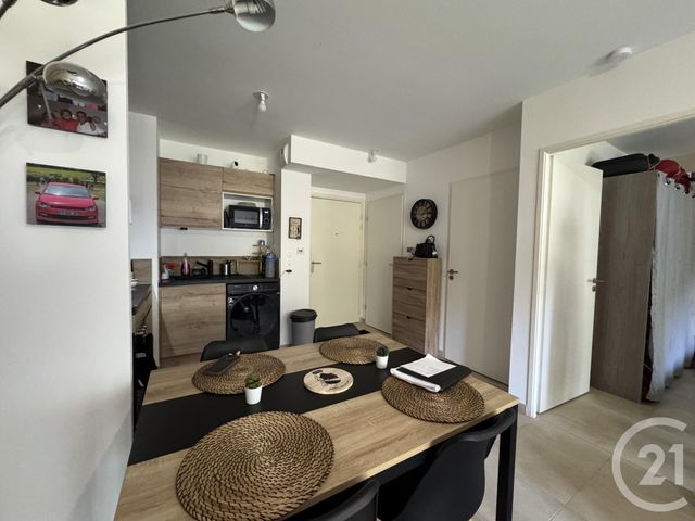 Appartement T2 à louer - 2 pièces - 41.0 m2 - LA SEYNE SUR MER - 83 - PROVENCE-ALPES-COTE-D-AZUR - Century 21 Agence Du Bord De Mer