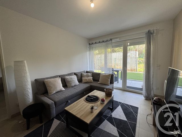 Appartement T2 à louer - 2 pièces - 41.0 m2 - LA SEYNE SUR MER - 83 - PROVENCE-ALPES-COTE-D-AZUR - Century 21 Agence Du Bord De Mer