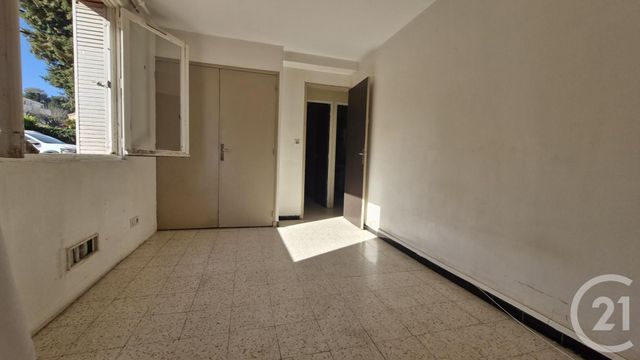 Appartement F3 à vendre - 3 pièces - 61.87 m2 - SANARY SUR MER - 83 - PROVENCE-ALPES-COTE-D-AZUR - Century 21 Agence Du Bord De Mer