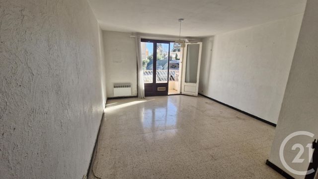 Appartement F3 à vendre - 3 pièces - 61.87 m2 - SANARY SUR MER - 83 - PROVENCE-ALPES-COTE-D-AZUR - Century 21 Agence Du Bord De Mer