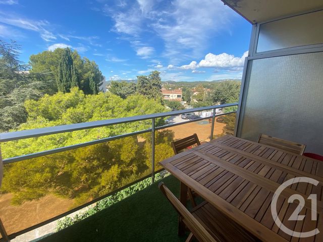 Appartement Studio à louer - 1 pièce - 25.0 m2 - SIX FOURS LES PLAGES - 83 - PROVENCE-ALPES-COTE-D-AZUR - Century 21 Agence Du Bord De Mer