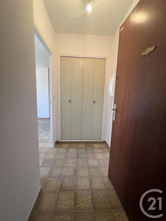 Appartement T3 à louer - 3 pièces - 54.68 m2 - SIX FOURS LES PLAGES - 83 - PROVENCE-ALPES-COTE-D-AZUR - Century 21 Agence Du Bord De Mer