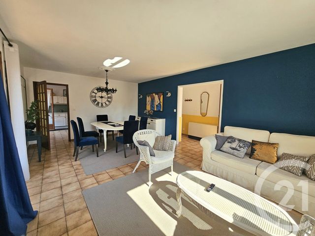 maison à vendre - 8 pièces - 238.76 m2 - SIX FOURS LES PLAGES - 83 - PROVENCE-ALPES-COTE-D-AZUR - Century 21 Agence Du Bord De Mer