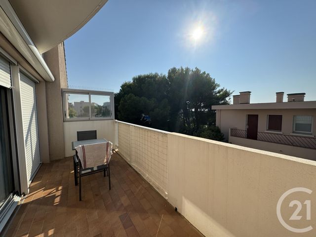 Appartement Studio à louer - 1 pièce - 24.51 m2 - SIX FOURS LES PLAGES - 83 - PROVENCE-ALPES-COTE-D-AZUR - Century 21 Agence Du Bord De Mer