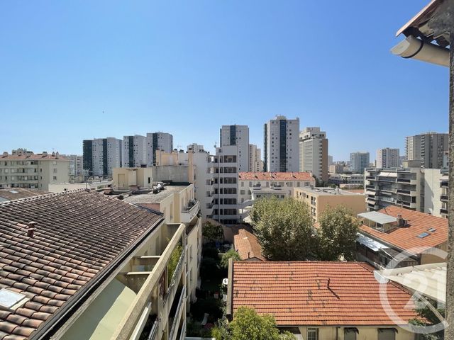 Appartement T2 à louer - 2 pièces - 34.25 m2 - TOULON - 83 - PROVENCE-ALPES-COTE-D-AZUR - Century 21 Agence Du Bord De Mer